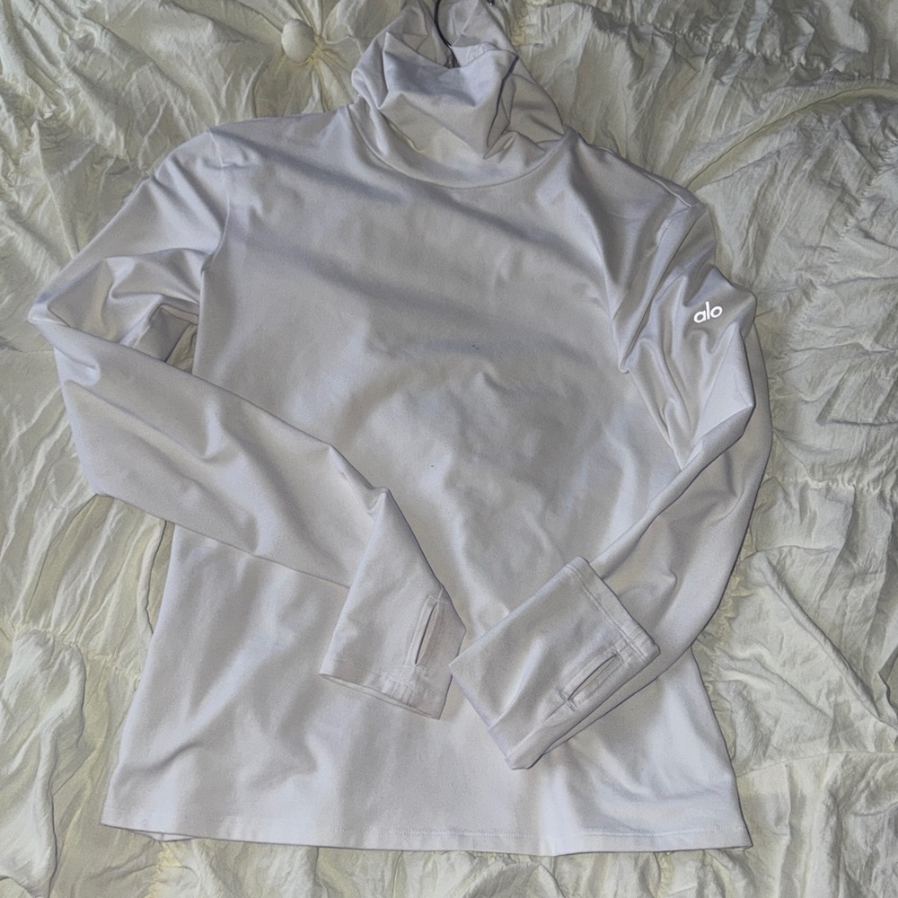 Alo Yoga Refine Turtleneck - Picture 4 of 5
